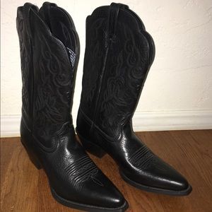 Ariat black cowboy western boots heritage - sz 8
